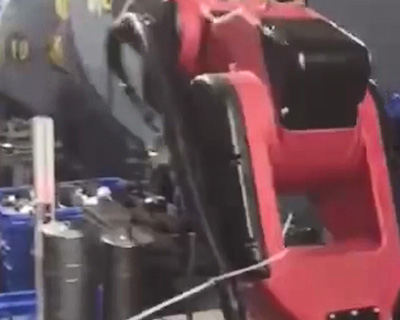 0707一拖一冲床加工上下料