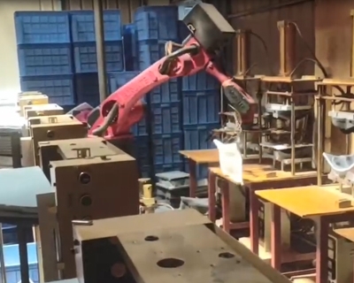 1510加地轨内衣冲压成型