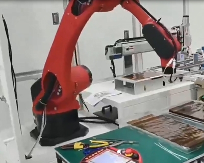 1510配合冲床移印成型