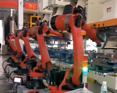 1820冲压联机生产